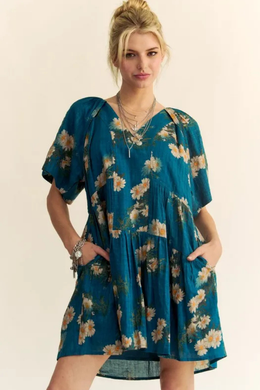 Davi & Dani Floral Print Short Bell Sleeve Pleated Mini Dress