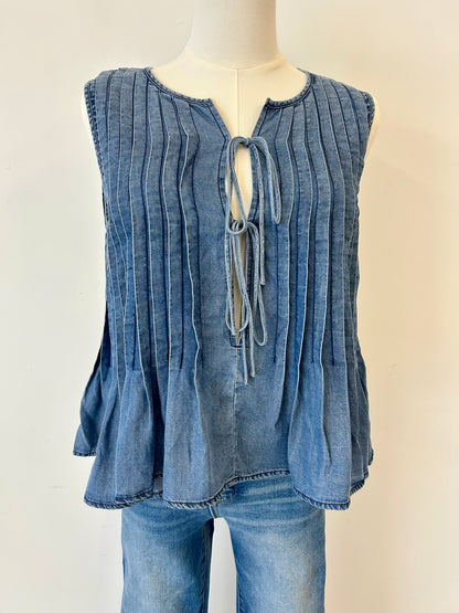 Noel Tie Top